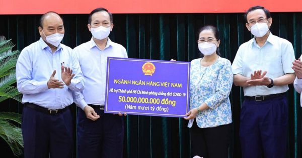 Chủ tịch nước: ''Không được để tình trạng người ốm không được chăm sóc''