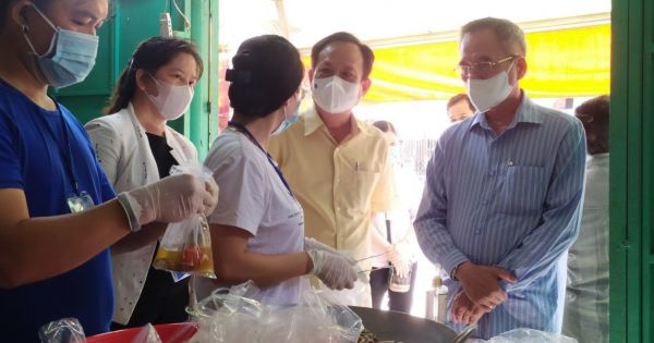 Lãnh đạo tỉnh Bạc Liêu thăm, động viên bếp yêu thương