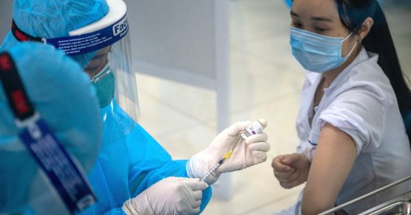 Bộ Y tế: Có hiện tượng người hành nghề tự ý bỏ vị trí, không làm nhiệm vụ