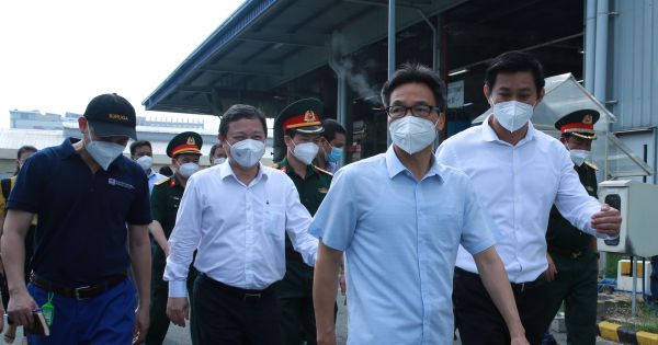 Phó Thủ tướng Vũ Đức Đam làm việc, kiểm tra hoạt động sản xuất kinh doanh tại TP Thủ Đức