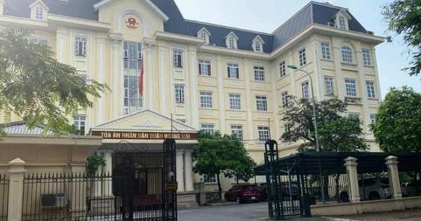 Thẩm phán Tòa án Nhân dân quận Hoàng Mai tử vong tại phòng làm việc