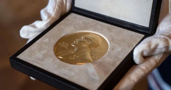 Giải Nobel Vật lý năm 2021 thuộc về ba nhà khoa học Mỹ, Đức, Italy