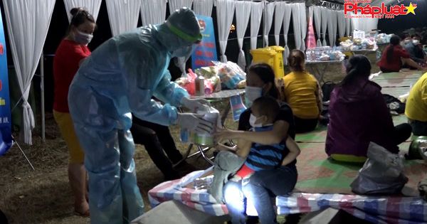 Hà Nội: Đón tiếp đồng bào trên hành trình từ 