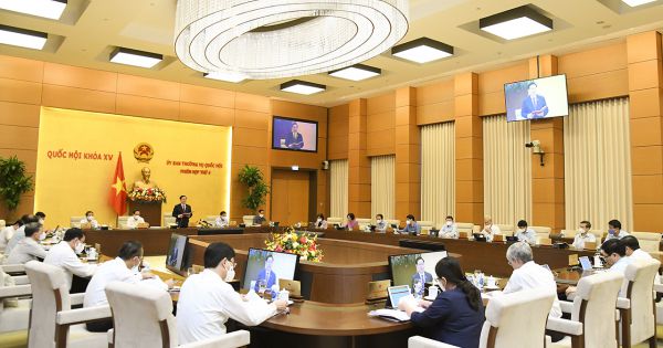Khai mạc Phiên họp thứ 4 của Ủy ban Thường vụ Quốc hội