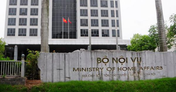Bộ Nội vụ đề nghị các bộ, ngành hướng dẫn bỏ quy định chứng chỉ ngoại ngữ, tin học