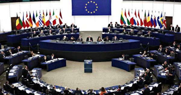 Nghị viện châu Âu khởi kiện Uỷ ban châu Âu lên Toà Tư pháp châu Âu