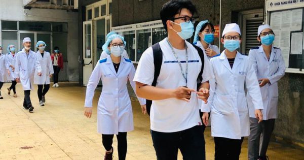 Từ cuối tháng 11, sinh viên ĐH Y Dược TP.HCM học trực tiếp