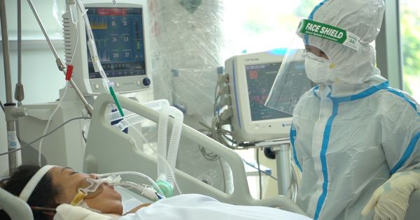 TP HCM lên kịch bản đáp ứng được 120.000 giường bệnh cùng lúc khi F0 tăng