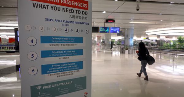 Đã tiêm mũi thứ 3 tăng cường nhưng vẫn nhiễm biến thể Omicron