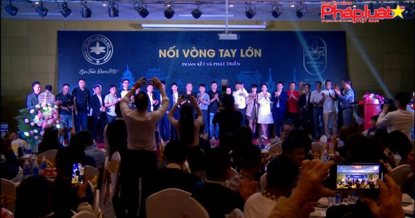 Hội Lan var Hà Nội: “Nối vòng tay lớn - Đoàn kết và phát triển” - lan tỏa đam mê