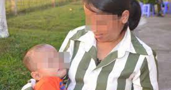 Sẽ cấp thẻ bảo hiểm y tế cho trẻ dưới 36 tháng tuổi ở cùng mẹ trong trại giam