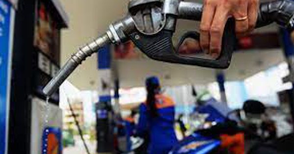 Thời gian điều chỉnh giá xăng dầu sẽ được thay đổi từ năm 2022