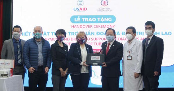 USAID tặng gần 40 máy chẩn đoán lao nhanh cho Việt Nam