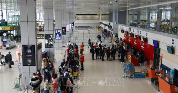 Bộ Giao thông Vận tải yêu cầu làm rõ việc tăng giá vé máy bay