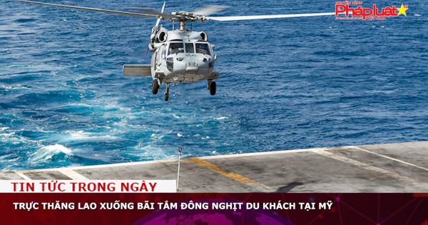 Trực thăng lao xuống bãi tắm đông nghịt du khách tại Mỹ