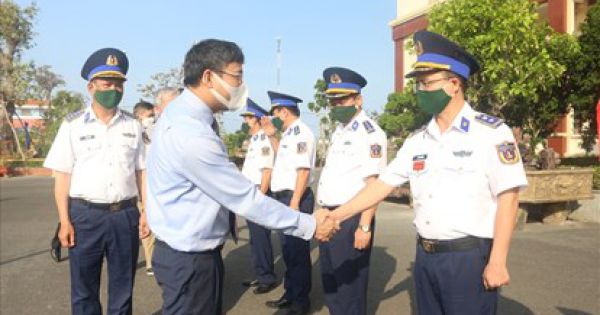 Đoàn công tác Bộ ngoại giao thăm và làm việc tại Bộ tư lệnh Vùng Cảnh sát biển 4