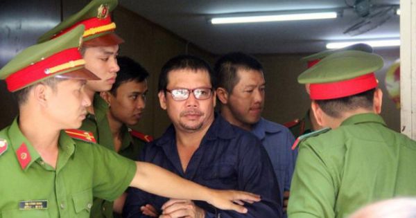 Dự kiến vụ logo xe vua có cựu CSGT môi giới hối lộ sẽ được xét xử vào ngày 24/3