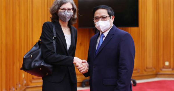 Thủ tướng Phạm Minh Chính tiếp Đại sứ Canada Deborah Paul