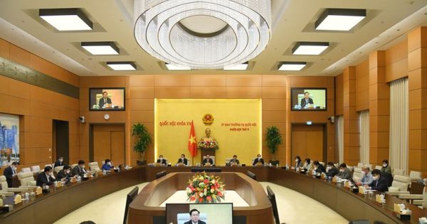 Ủy ban Thường vụ Quốc hội sẽ xem xét quyết định việc tăng giờ làm thêm