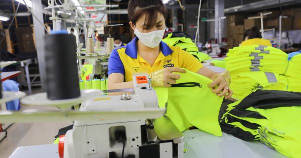 Thường vụ Quốc hội quyết định nâng trần giờ làm thêm của người lao động không quá 60 giờ mỗi tháng