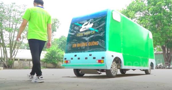 Nhiều báo nước ngoài tỏ ra thích thú trước xe không người lái 