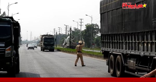Vĩnh Phúc: Lực lượng CSGT Công an huyện Bình Xuyên triển khai kế hoạch cao điểm bảo đảm TTATGT, dịp lễ 30/4-1/5 và mùa du lịch hè năm 2022, bảo vệ Đại hội thể dục thể thao Đông Nam Á lần thứ 31.