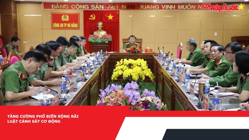 Tăng cường phổ biến rộng rãi Luật Cảnh sát cơ động