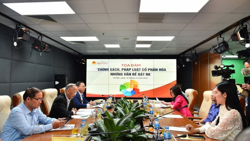 Tọa đàm “Chính sách, pháp luật cổ phần hóa – những vấn đề đặt ra”