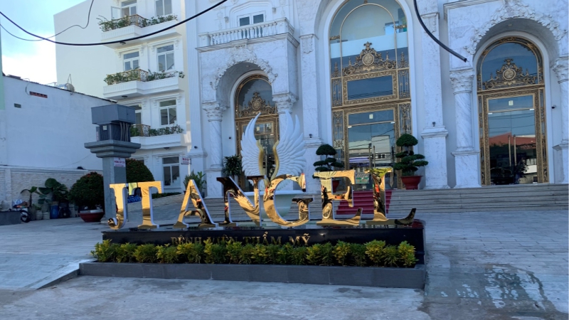 Bệnh viện Chuyên Khoa Thẩm Mỹ JT Angel: CEO Nhã Lê không “ôm show” mọi công việc của bác sỹ