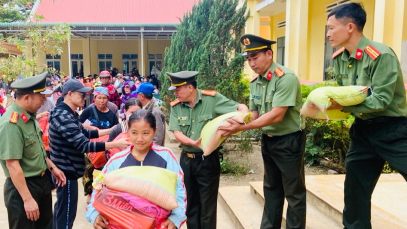 Nhiều hoạt động ý nghĩa, thiết thực hướng tới kỷ niệm 20 năm Ngày thành lập Công an tỉnh Đắk Nông