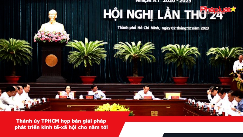 Thành ủy TPHCM họp bàn giải pháp phát triển kinh tế-xã hội cho năm tới