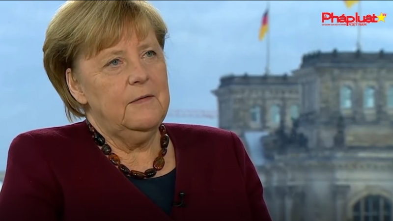 Bản tin Thế giới người nổi tiếng 23/12