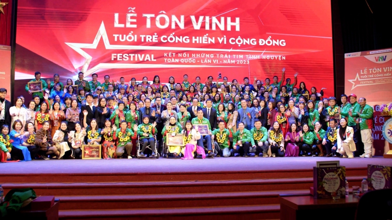 Lễ Tôn Vinh “Tuổi trẻ cống hiến vì cộng đồng” 2023 - Tri ân những tấm lòng Nhân ái