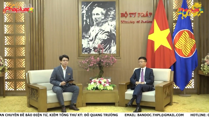 Bộ trưởng Bộ Tư pháp Lê Thành Long chúc Tết nhân dịp năm mới Giáp Thìn 2024