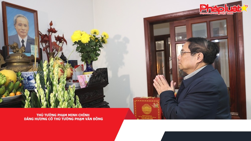 Thủ tướng Phạm Minh Chính dâng hương cố Thủ tướng Phạm Văn Đồng